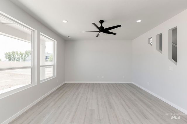 1196 W Pack River Dr, Meridian, ID 83642