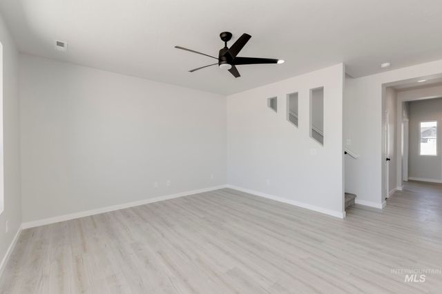 1196 W Pack River Dr, Meridian, ID 83642