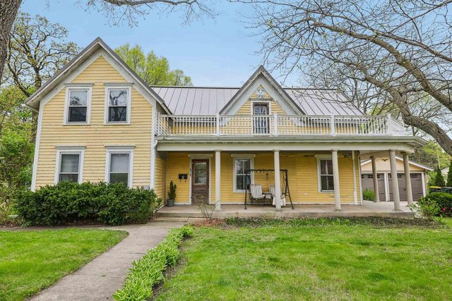 875 Water Street, Prairie Du Sac, WI 53578