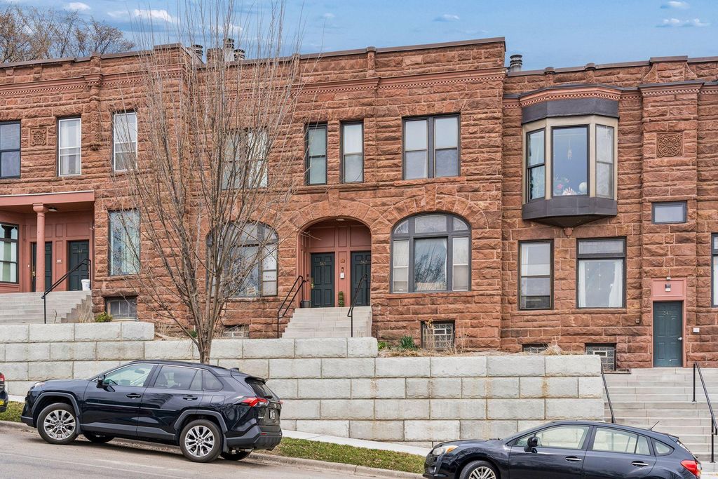345 Ramsey Street 345C, Saint Paul, MN 55102
