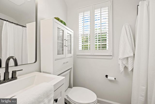 4686 34TH ST S, Arlington, VA 22206