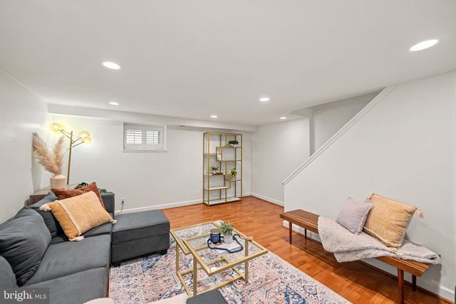 4686 34TH ST S, Arlington, VA 22206