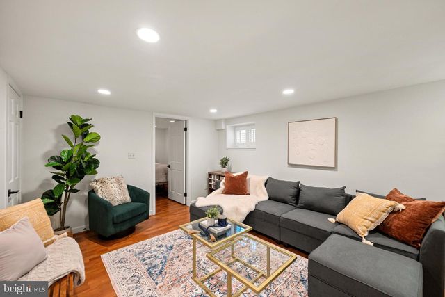 4686 34TH ST S, Arlington, VA 22206
