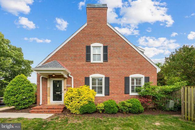 4686 34TH ST S, Arlington, VA 22206