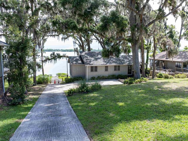 1055 NE Cherry Lake Circle, Madison, FL 32340