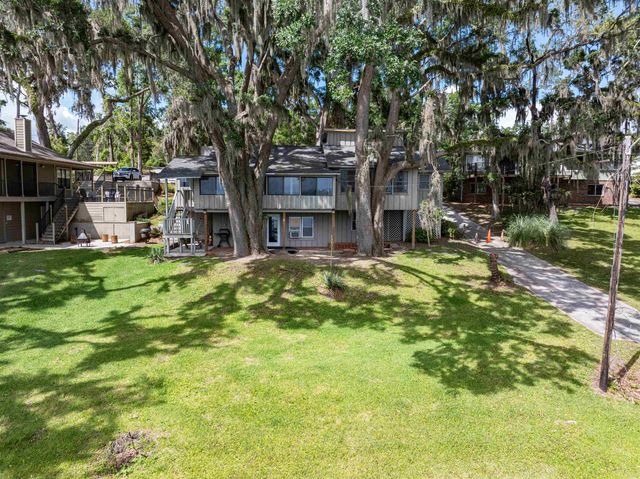 1055 NE Cherry Lake Circle, Madison, FL 32340