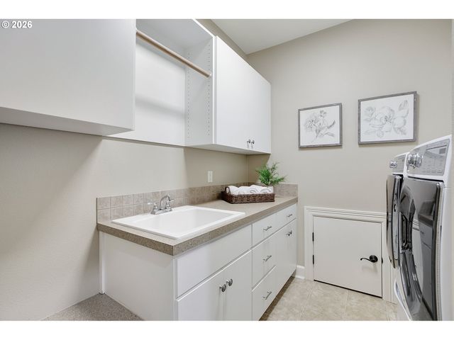 7902 Sw CINNABAR, Wilsonville, OR 97070