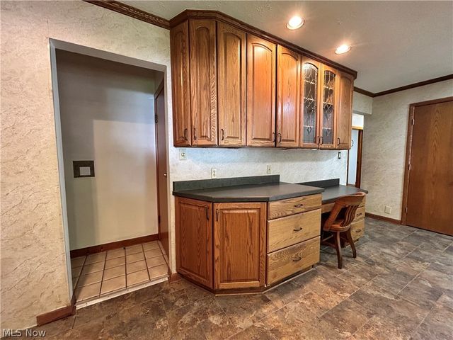 443 Lansing Road, Akron, OH 44312