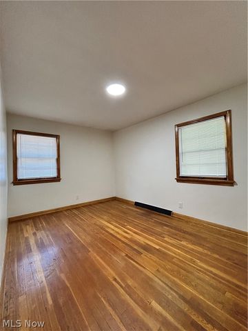 443 Lansing Road, Akron, OH 44312