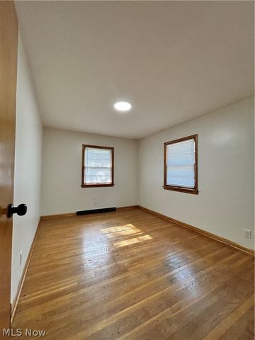 443 Lansing Road, Akron, OH 44312