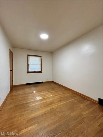 443 Lansing Road, Akron, OH 44312