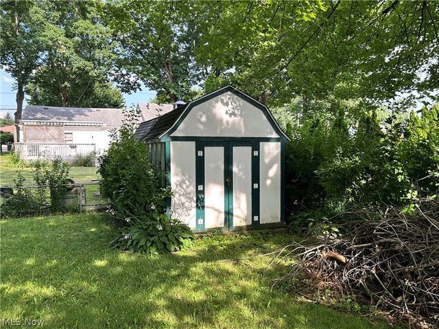 443 Lansing Road, Akron, OH 44312