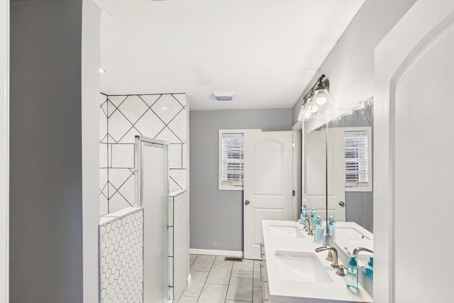 15 April Lane, Corbin, KY 40701