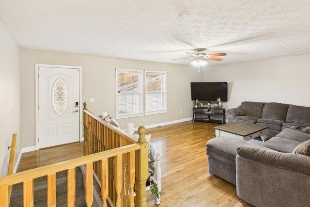 15 April Lane, Corbin, KY 40701