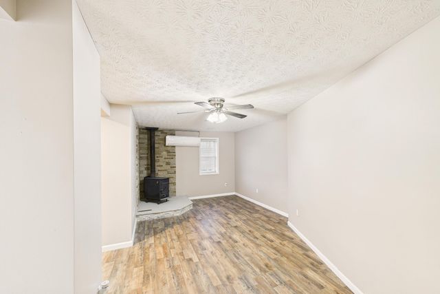 15 April Lane, Corbin, KY 40701