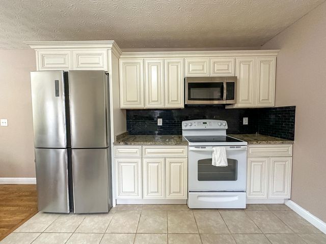 15 April Lane, Corbin, KY 40701