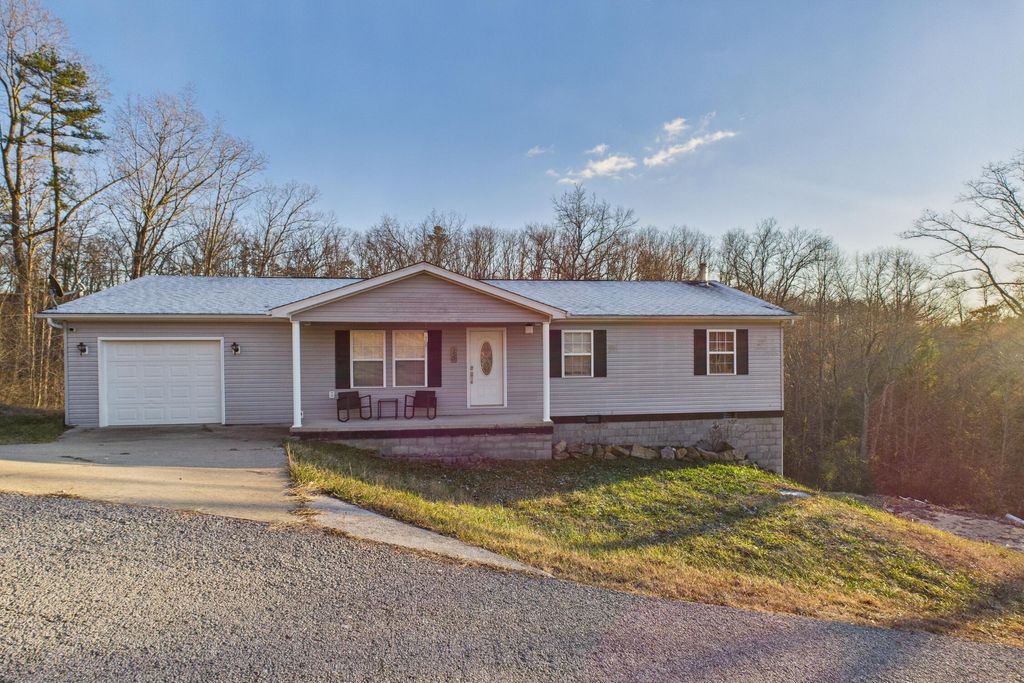 15 April Lane, Corbin, KY 40701