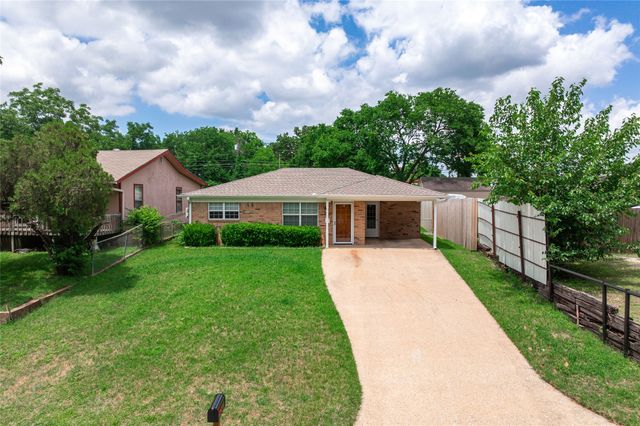 815 W Hull Street, Denison, TX 75020