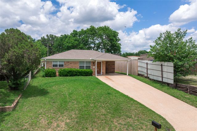 815 W Hull Street, Denison, TX 75020