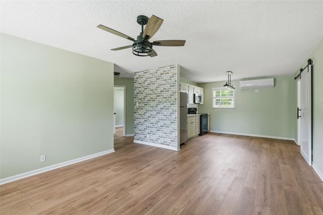 815 W Hull Street, Denison, TX 75020