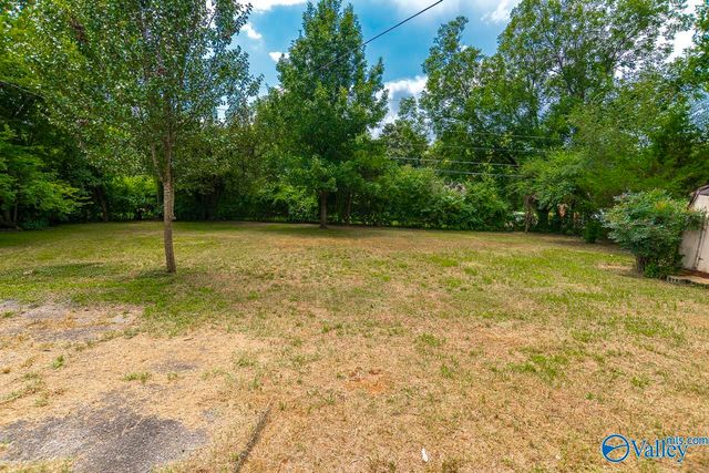 4019 McClain Lane NW, Huntsville, AL 35810