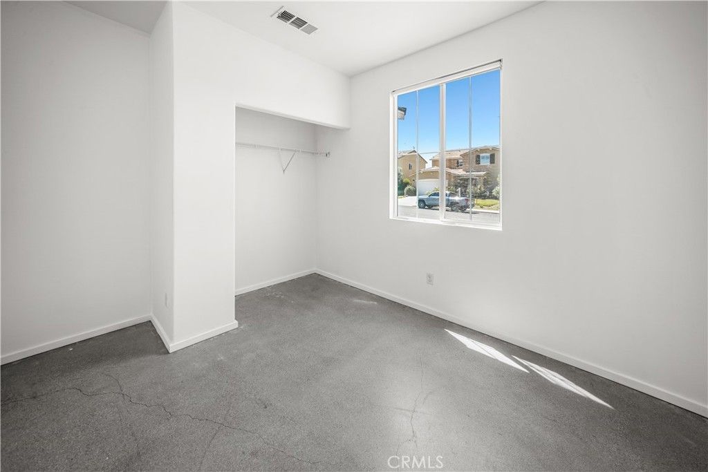 Image 13 of property listing at 1100 Little Leaf, Calimesa, CA 92320