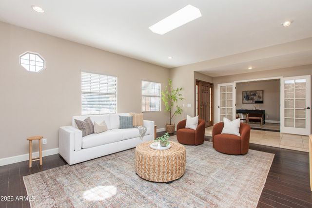 3914 E CHEROKEE Street, Phoenix, AZ 85044