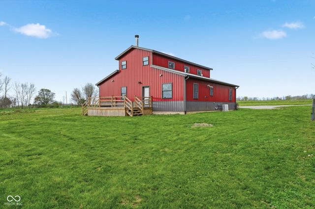 2207 S County Road 1100 E, Coatesville, IN 46121