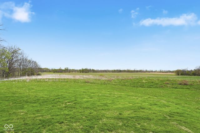 2207 S County Road 1100 E, Coatesville, IN 46121