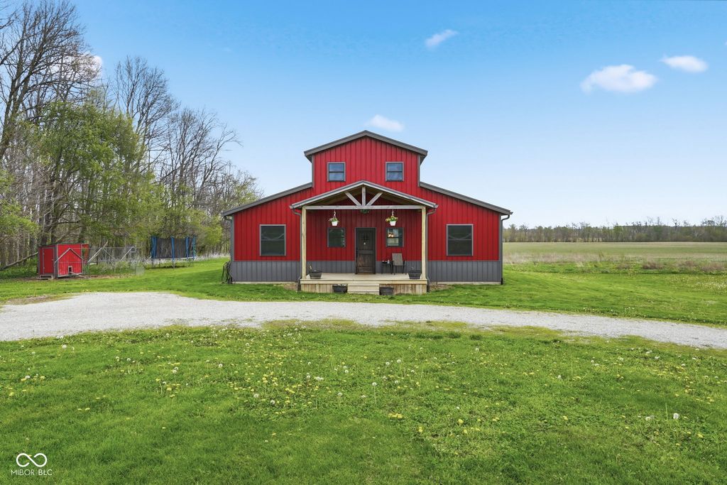 2207 S County Road 1100 E, Coatesville, IN 46121