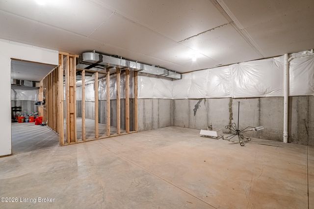 10934 Monkshood Dr, Prospect, KY 40059