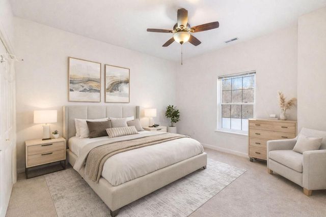 2252 W Vista Bella DRIVE, Oak Creek, WI 53154