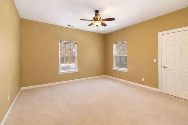 2252 W Vista Bella DRIVE, Oak Creek, WI 53154