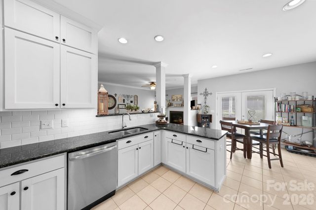 4212 Lawrence Daniel Drive, Matthews, NC 28104