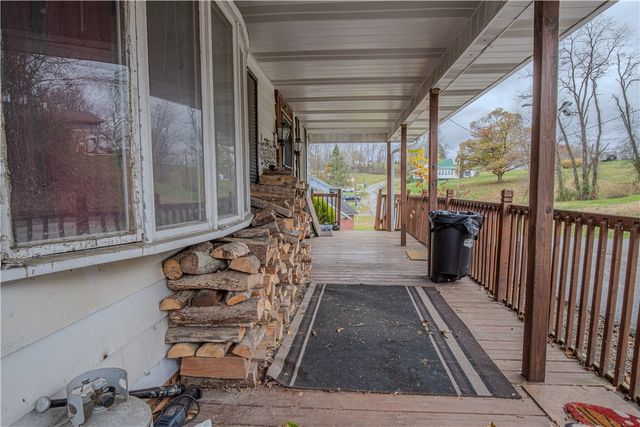 107 Old Dairy Road, Pittsburgh, PA 15327