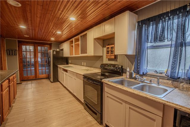 107 Old Dairy Road, Pittsburgh, PA 15327