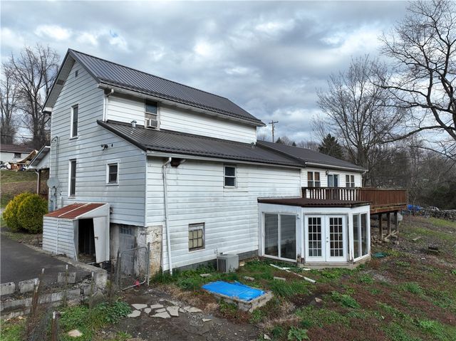 107 Old Dairy Road, Pittsburgh, PA 15327