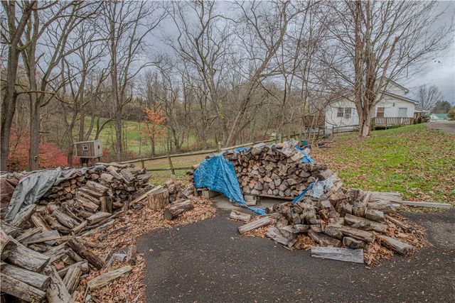 107 Old Dairy Road, Pittsburgh, PA 15327