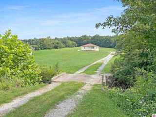 950 Farmersville Road, Princeton, KY 42445