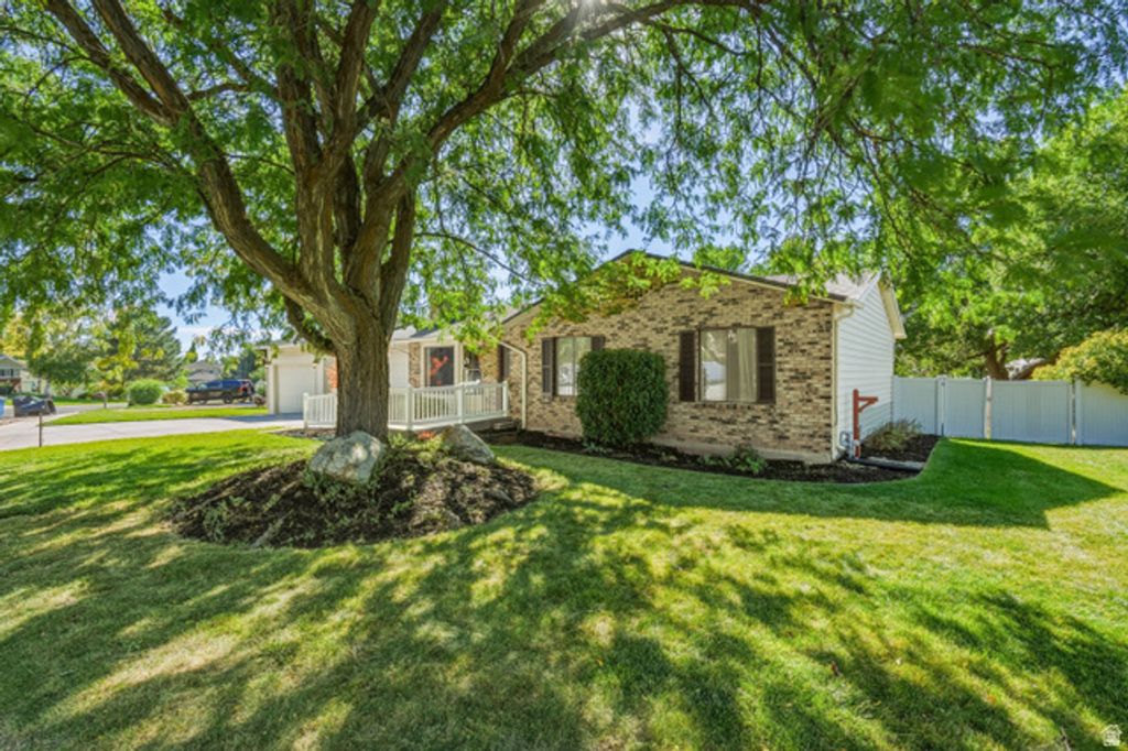 442 S 875 E, Fruit Heights, UT 84037 — photo 4