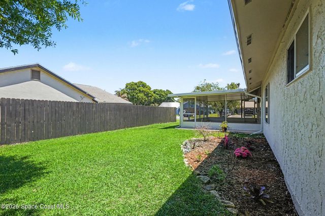 1335 Golf Vista Court NE, Palm Bay, FL 32905