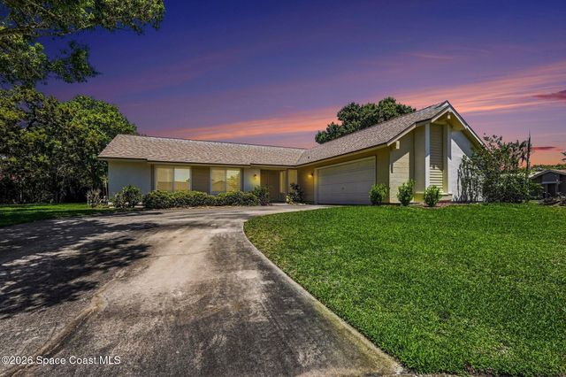 1335 Golf Vista Court NE, Palm Bay, FL 32905