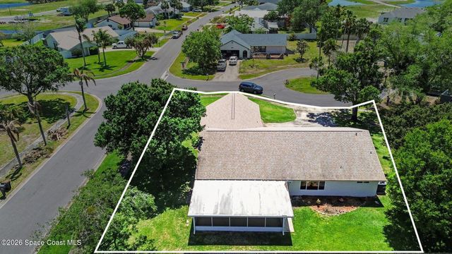 1335 Golf Vista Court NE, Palm Bay, FL 32905
