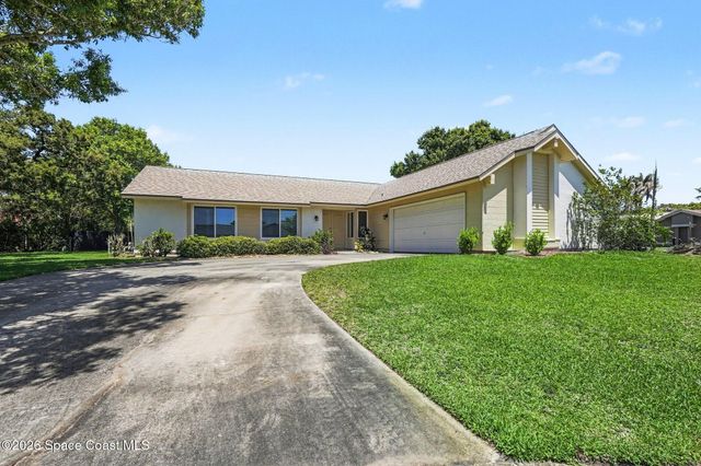 1335 Golf Vista Court NE, Palm Bay, FL 32905