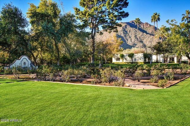 5815 N SAGUARO Road, Paradise Valley, AZ 85253