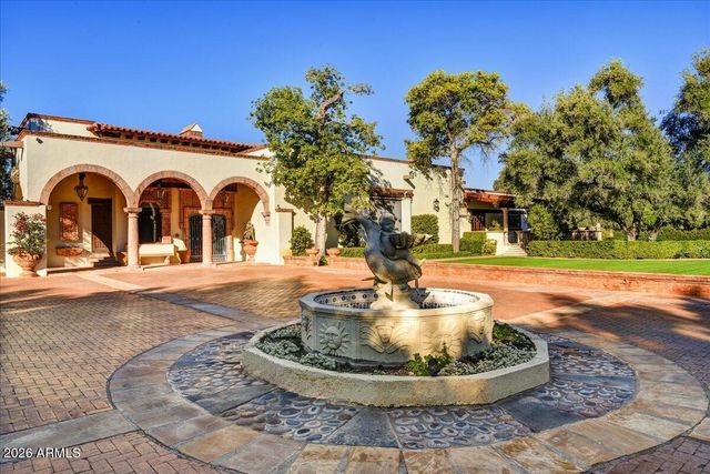 5815 N SAGUARO Road, Paradise Valley, AZ 85253