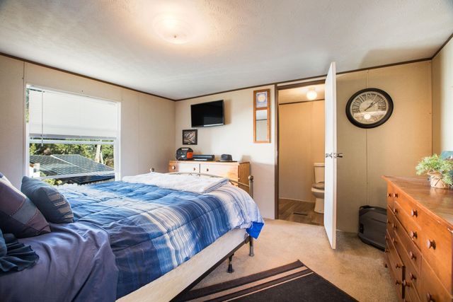 147 McComb Road, Edgewood, NM 87015