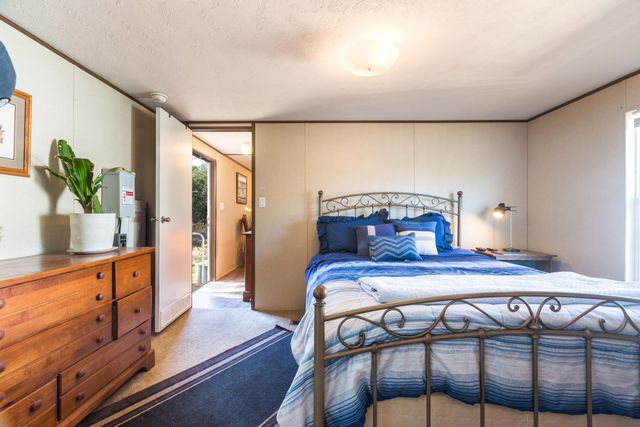 147 McComb Road, Edgewood, NM 87015