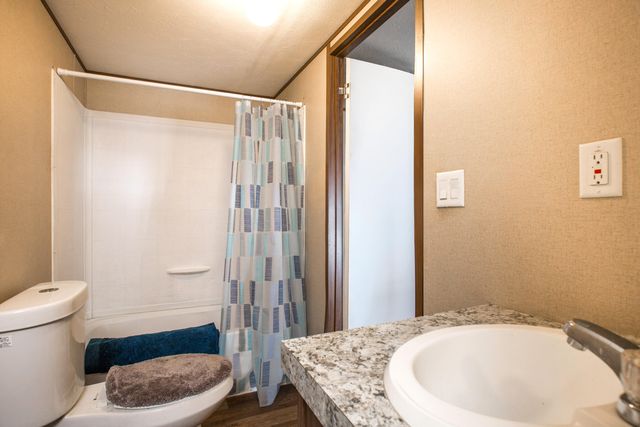 147 McComb Road, Edgewood, NM 87015