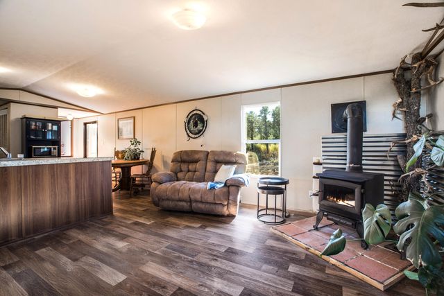 147 McComb Road, Edgewood, NM 87015